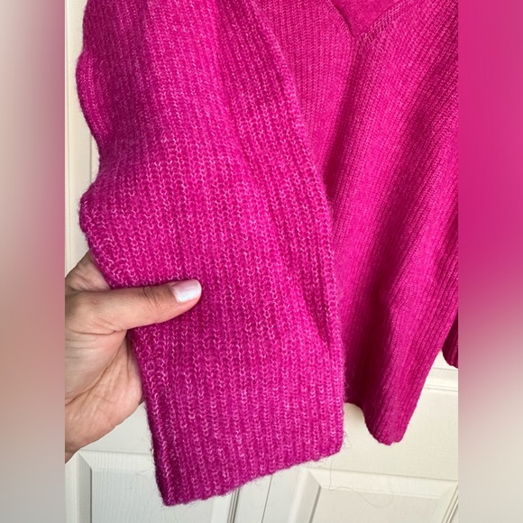 GANNI oversized hot pink v-neck tunic sweater size small - Picture 5 of 15